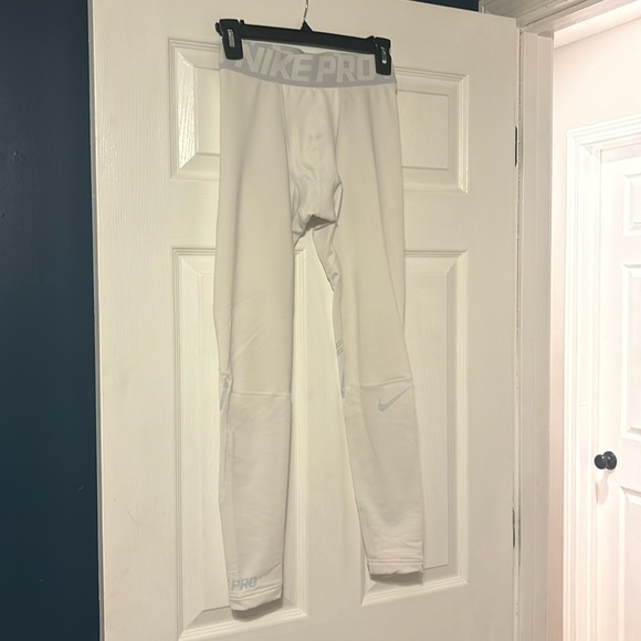 Nike Pants - Nike pro leggings